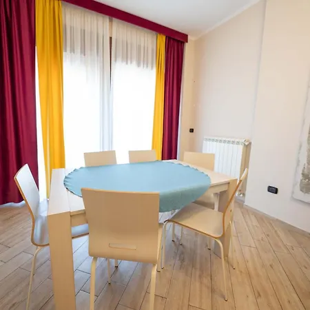 Apartment Duomo 11 By Dimorra