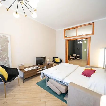 Apartment Duomo 11 By Dimorra *